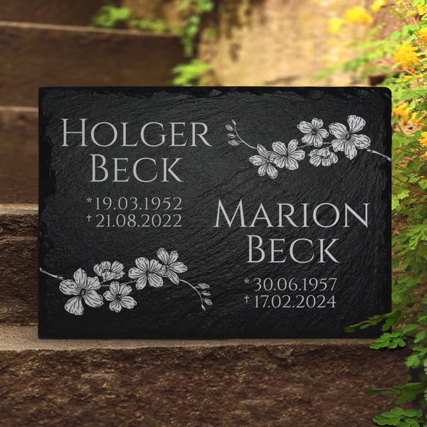Laden Sie das Bild in den Galerie-Viewer, Familiengrab Platte 40x30 online kaufen. Mit Name & Blütenzweig | MEMORIAM.