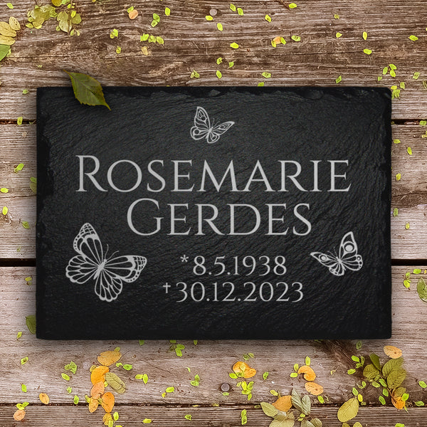 Laden Sie das Bild in den Galerie-Viewer, Gedenk- & Trauerstein 20x30 inkl. Schmetterling Gravur & Inschrift | MEMORIAM.