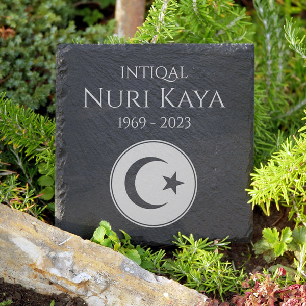 Laden Sie das Bild in den Galerie-Viewer, Grab- & Gedenkstein Halbmond 30x30 cm preiswert online bestellen bei MEMORIAM.