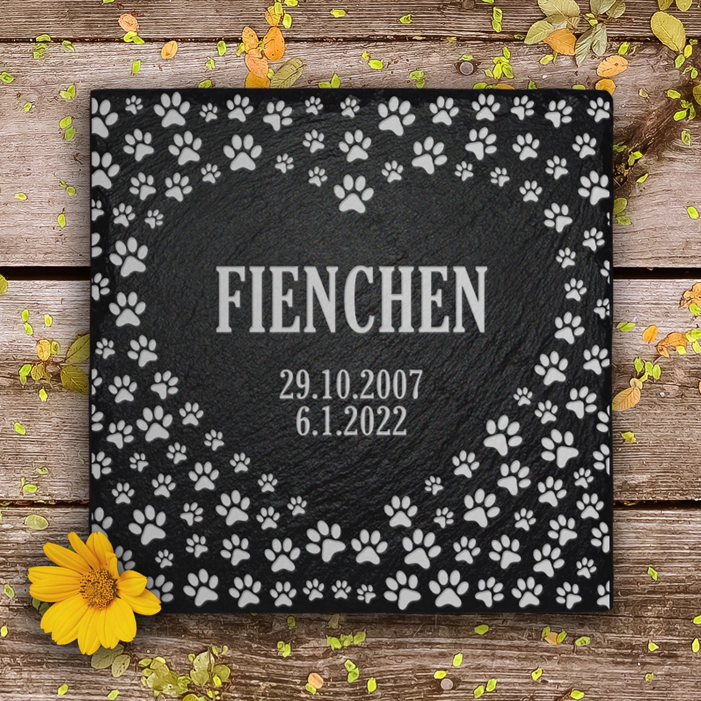 Kleiner Grabstein für Haustiere von MEMORIAM