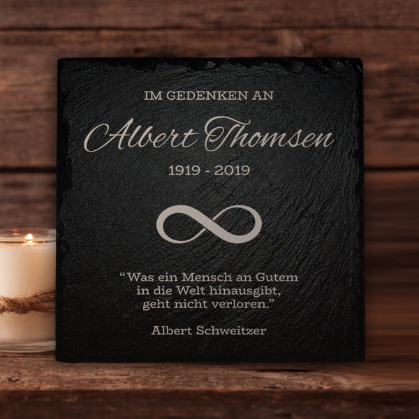 Schiefer-Grabplatte in 20x20, 25x25 oder 30x30 cm mit Unendlichkeit Symbol von MEMORIAM Gedenktafeln.