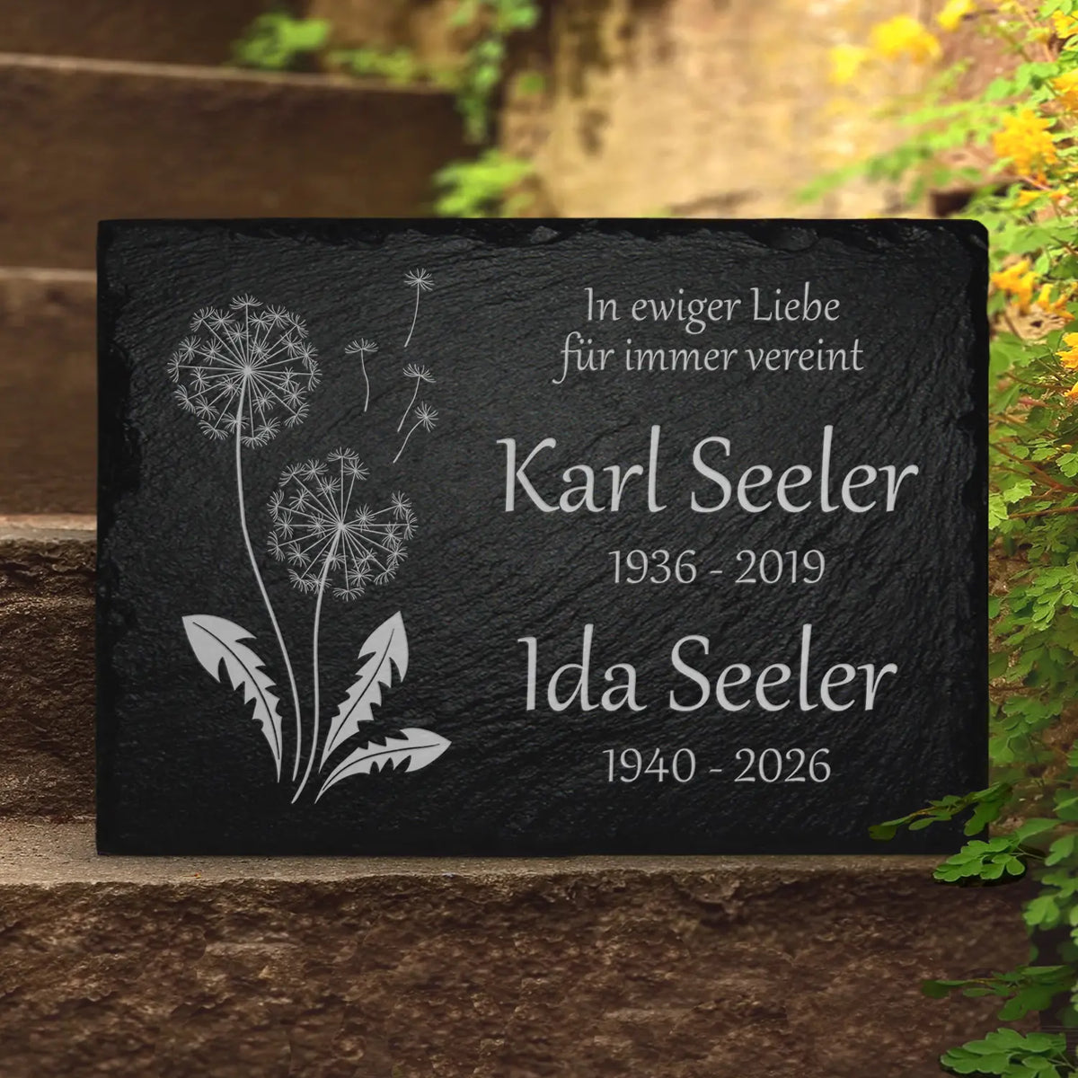 Familiengrab Grabplatte Pusteblume in 40x30 oder 30x20 cm von MEMORIAM Gedenktafeln.