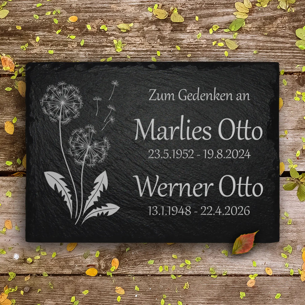 Kleine Familiengrab Grabplatte Pusteblume von MEMORIAM Gedenktafeln.