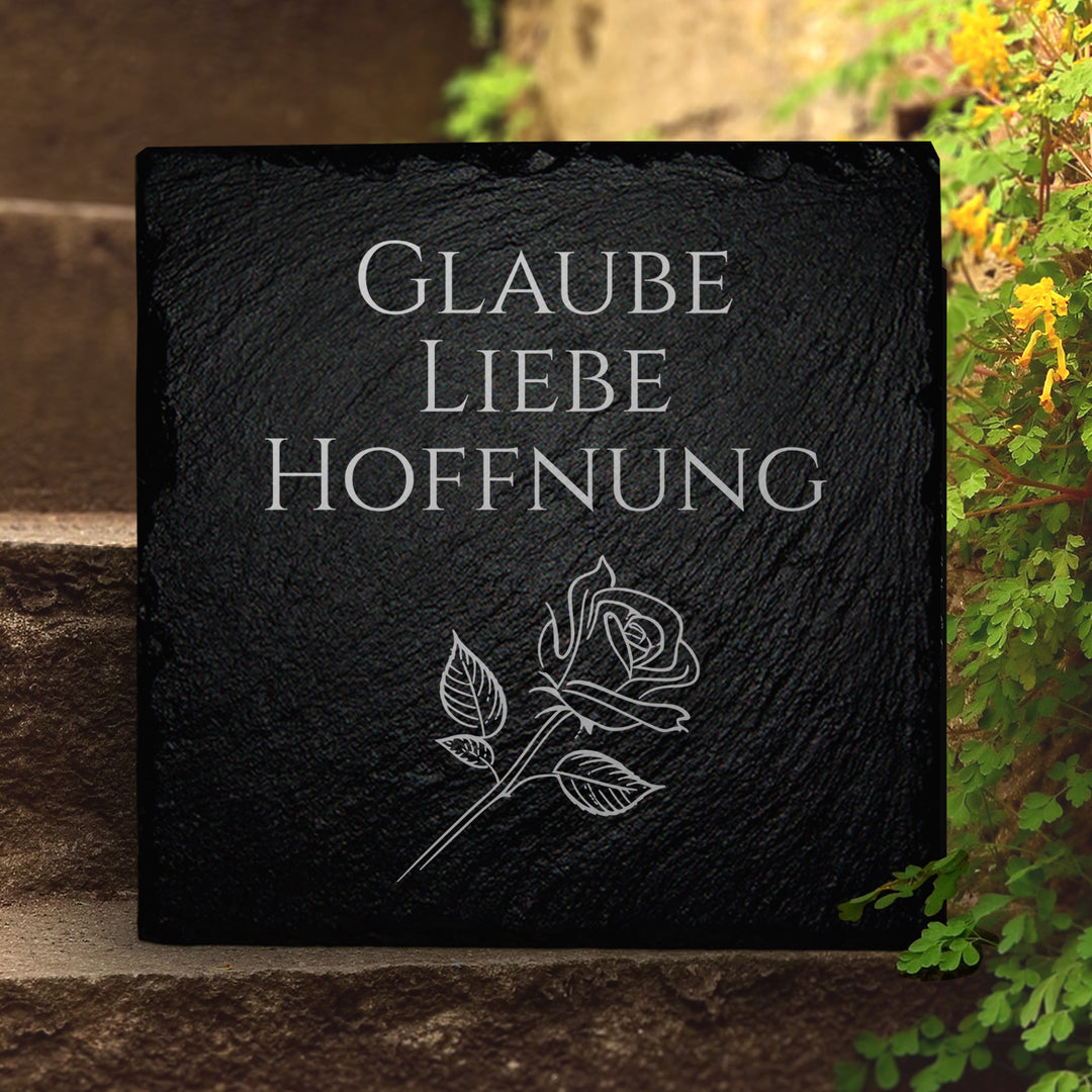 Grab-Schmuck “Glaube Liebe Hoffnung“ von MEMORIAM.