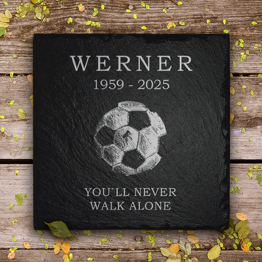 Gedenk- & Trauerstein mit Fussball Gravur und Inschrift | MEMORIAM.