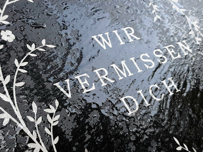 Imprägnier-Mittel für Schiefer Grabplatten und Gedenktafel von Memoriam.