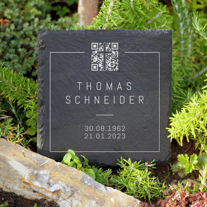 Kleine Grabplatte aus Schiefer mit QR-Code für Gedenkseite | MEMORIAM Gedenktafeln