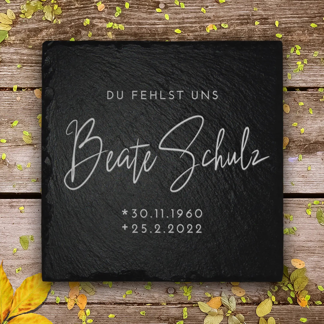 Grabplatte Urnengrab. Aus Schiefer mit Inschrift nach Wunsch.  MEMORIAM Gedenktafeln. 