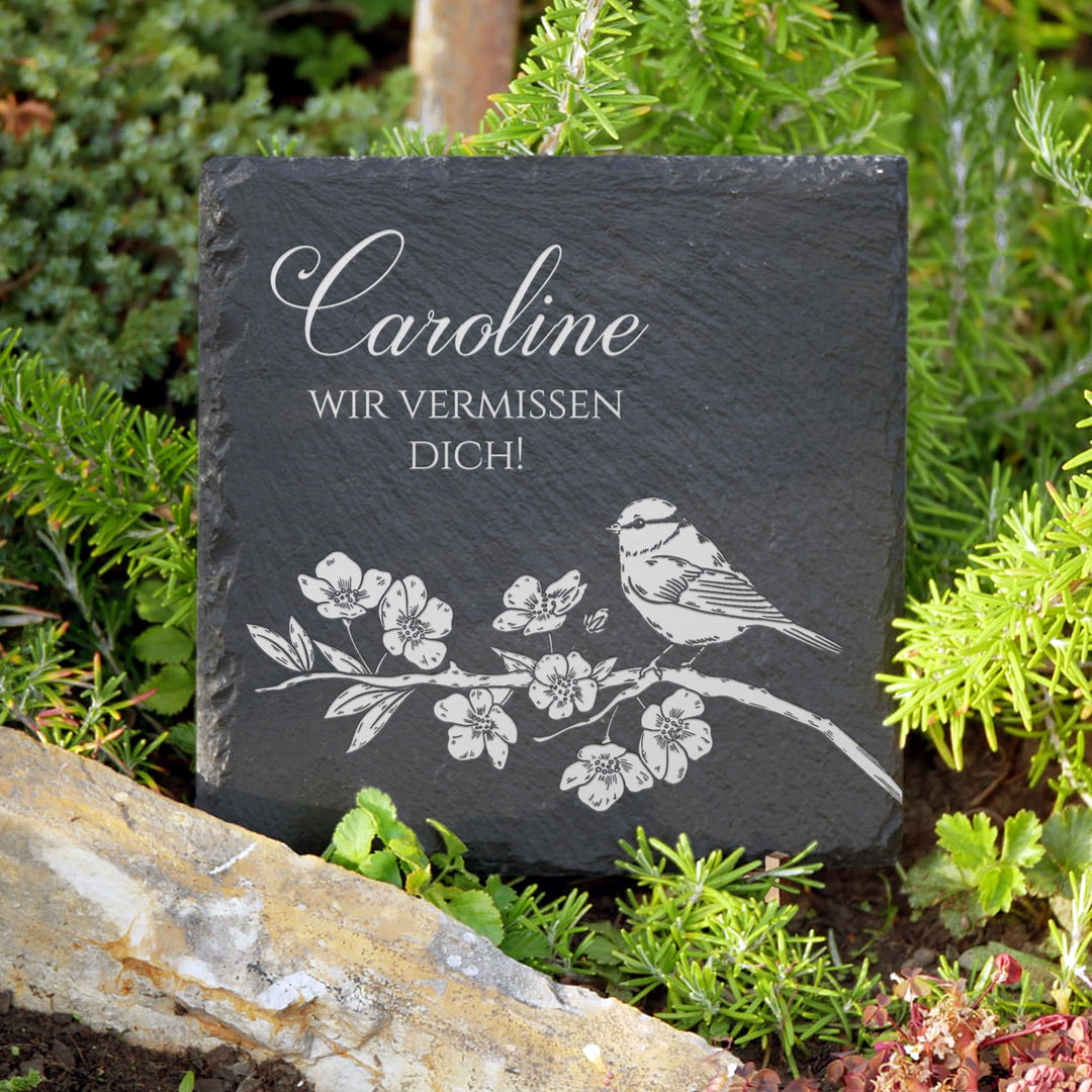 Trauerschmuck mit Beschriftung zur Beerdigung am Grab von MEMORIAM.