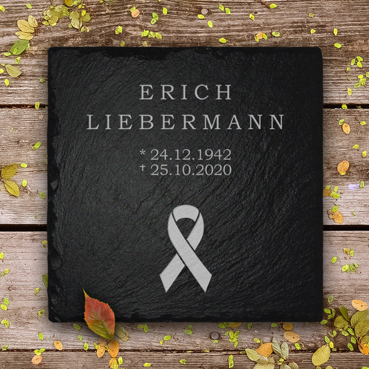 Kleine Gedenktafel aus Schiefer für Erd- und Urnengrab | Von MEMORIAM. 